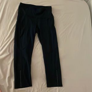Lululemon Capris. Size 0. Navy Blue.